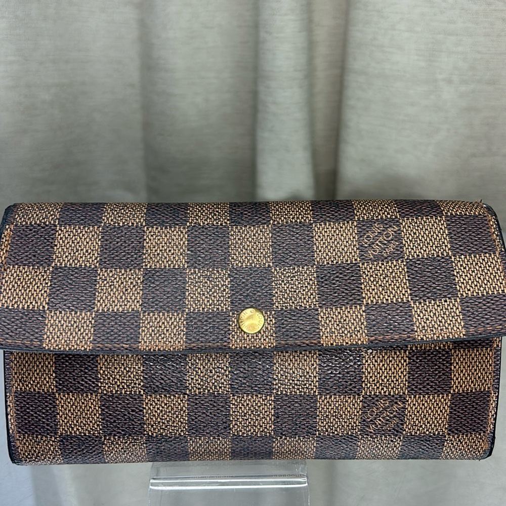 Louis Vuitton Sara Ebene Wallet